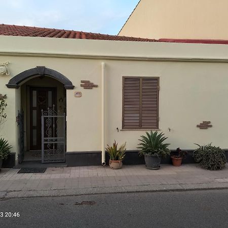 Casa Vacanze Antonella Oristano Exterior foto